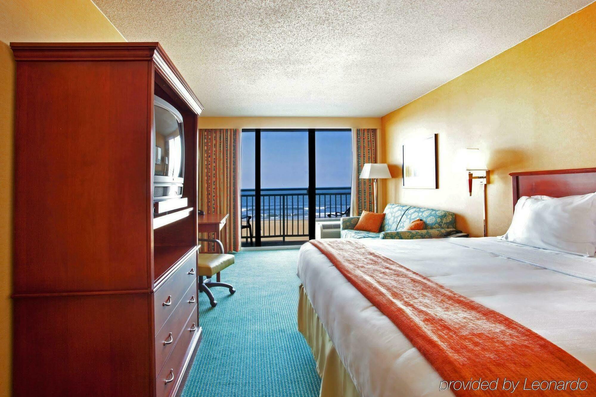 Holiday Inn Express Hotel & Suites Virginia Beach Oceanfront, An Ihg Hotel Zimmer foto